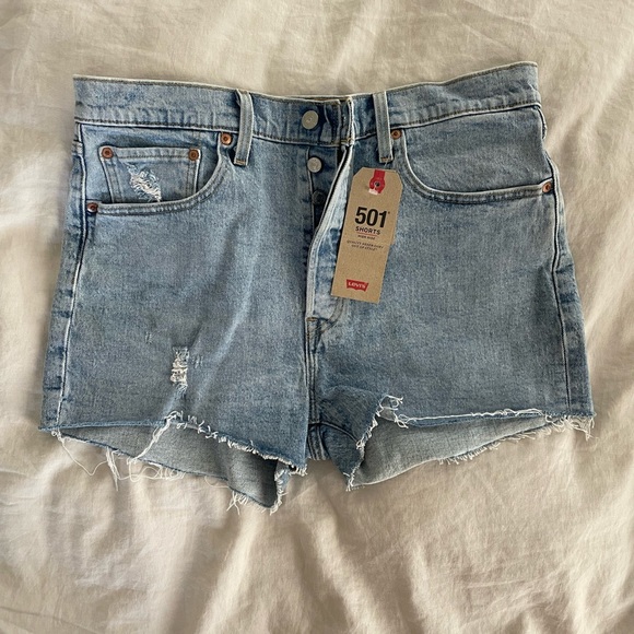Levi’s 501 High Waisted denim shorts Sz 32 - Picture 1 of 3